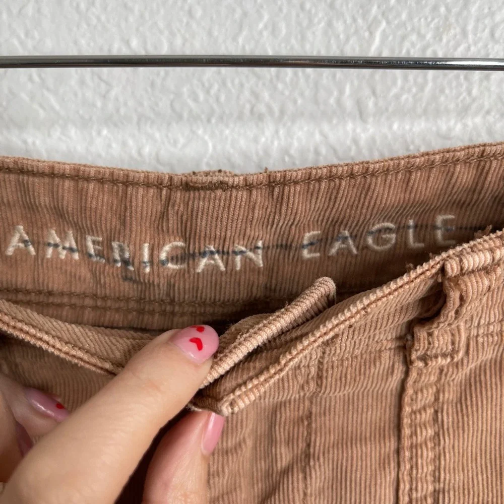 American Eagle Highest Rise 90s Boyfriend Short Corduroy Cargo Tan Brown‎ Size 0